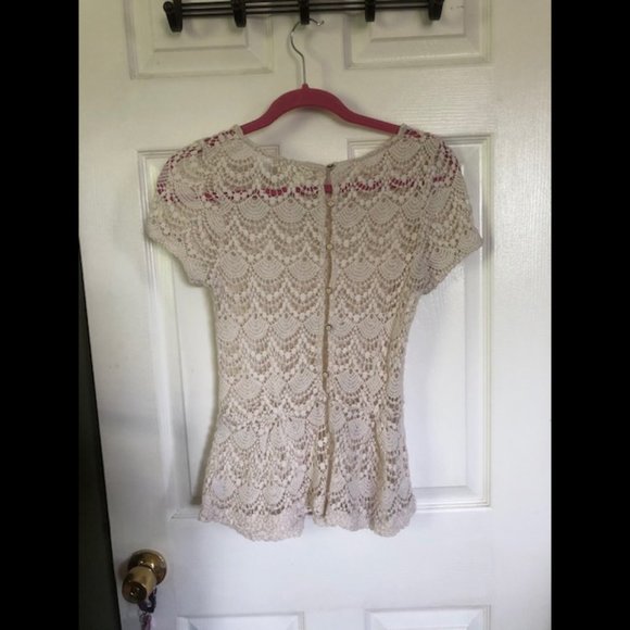 Monteau Crochet Lace Ivory Peplum Button Top M - Picture 2 of 7